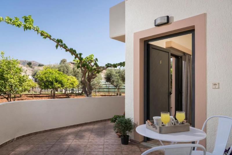 Mear Apartments And Studios Gialos  Exterior photo
